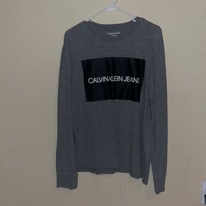 Long sleeve tee